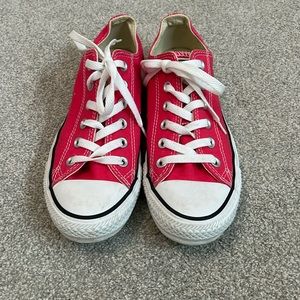 Hot Pink Converse All-star - Size 8